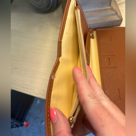 Zoppen Travel Wallet - Picture 7 of 12